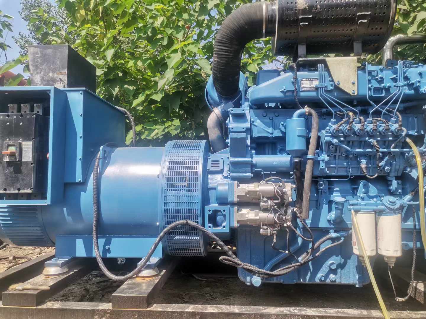 福山详细说明降低 800kW 柴油发电机输出电流波动的方法