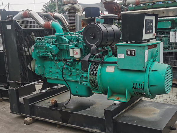 福山冬季低温环境下，500KW发电机组启动电瓶的容量需求具体会增加多少？